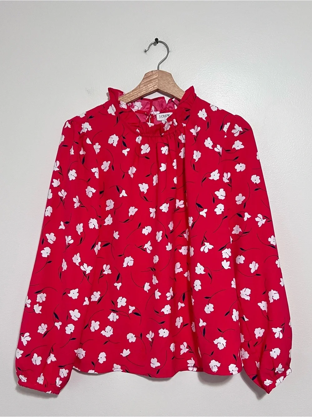 J.Crew Floral Ruffle Neck Long Sleeve Blouse Red White Size Small Classic Office